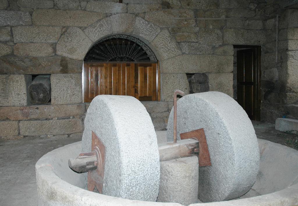 Casa Dos Lagares De Vara E Pedra Vila Flor Luaran gambar