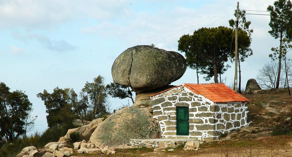 Casa Dos Lagares De Vara E Pedra Vila Flor Luaran gambar